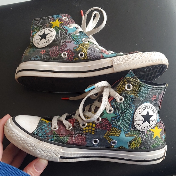 Converse Chuck Taylor kids Size 2 Big Kids - Picture 2 of 6